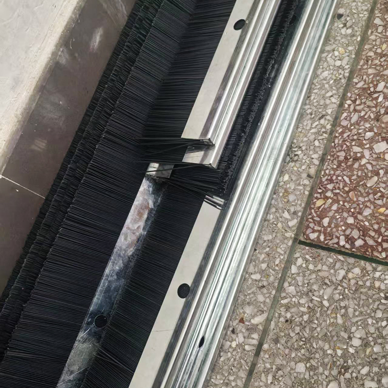 條刷